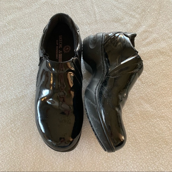 Skechers Work Shoe - Picture 3 of 8